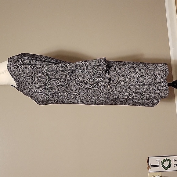 Tommy Hilfiger Bell Sleeve Mini Dress Black and White Womens‎ 2 - Picture 6 of 6